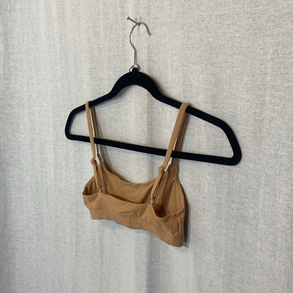 SKIMS Scoop Bralette Nude SZ XS LIKE NEW - Picture 5 of 6
